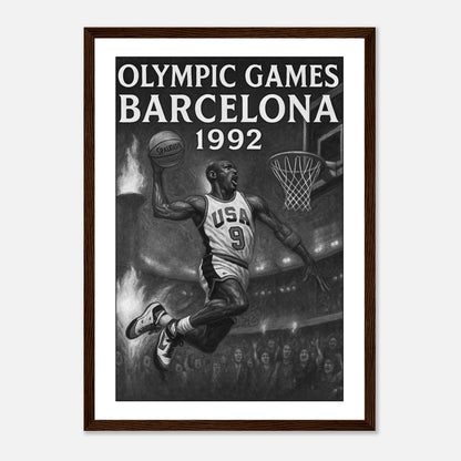 Klassisches Basketball Poster „Barcelona 1992“ im dunkelbraunen Holzrahmen – hochwertige Sportkunst für Sammler.