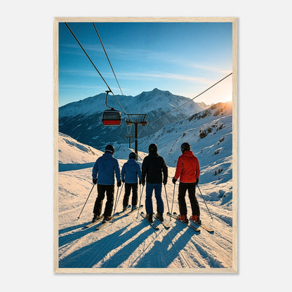 Alpine Adventure Poster im hellbraunen Holzrahmen – stilvolles Ski Wandbild mit verschneiten Alpenbergen für moderne Einrichtung