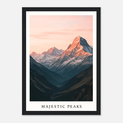 Majestic Peaks Poster im schwarzen Holzrahmen – modernes Berglandschaft Wandbild Alpen Panorama bei Sonnenuntergang