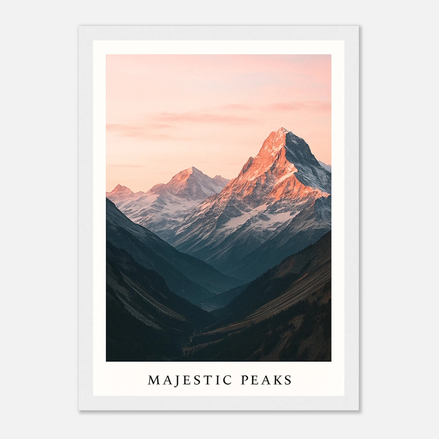 Majestic Peaks Poster im weißen Holzrahmen – traumhafte Berglandschaft Alpen Panorama im Abendlicht als Wanddekoration