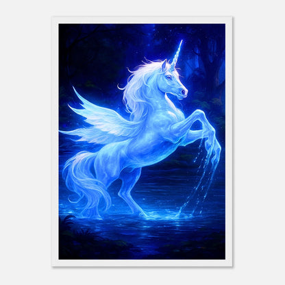Mystical Blue Unicorn Poster im weißen Rahmen – strahlendes Einhorn mit Flügeln aus Licht, traumhaftes Fantasy Kunstwerk mit blauer Aura für Wohn- oder Kinderzimmer.