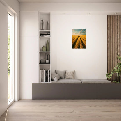 Gerahmtes Naturposter „Golden Horizon“ in modernem Interieur – goldene Felder als stilvolle Wanddekoration