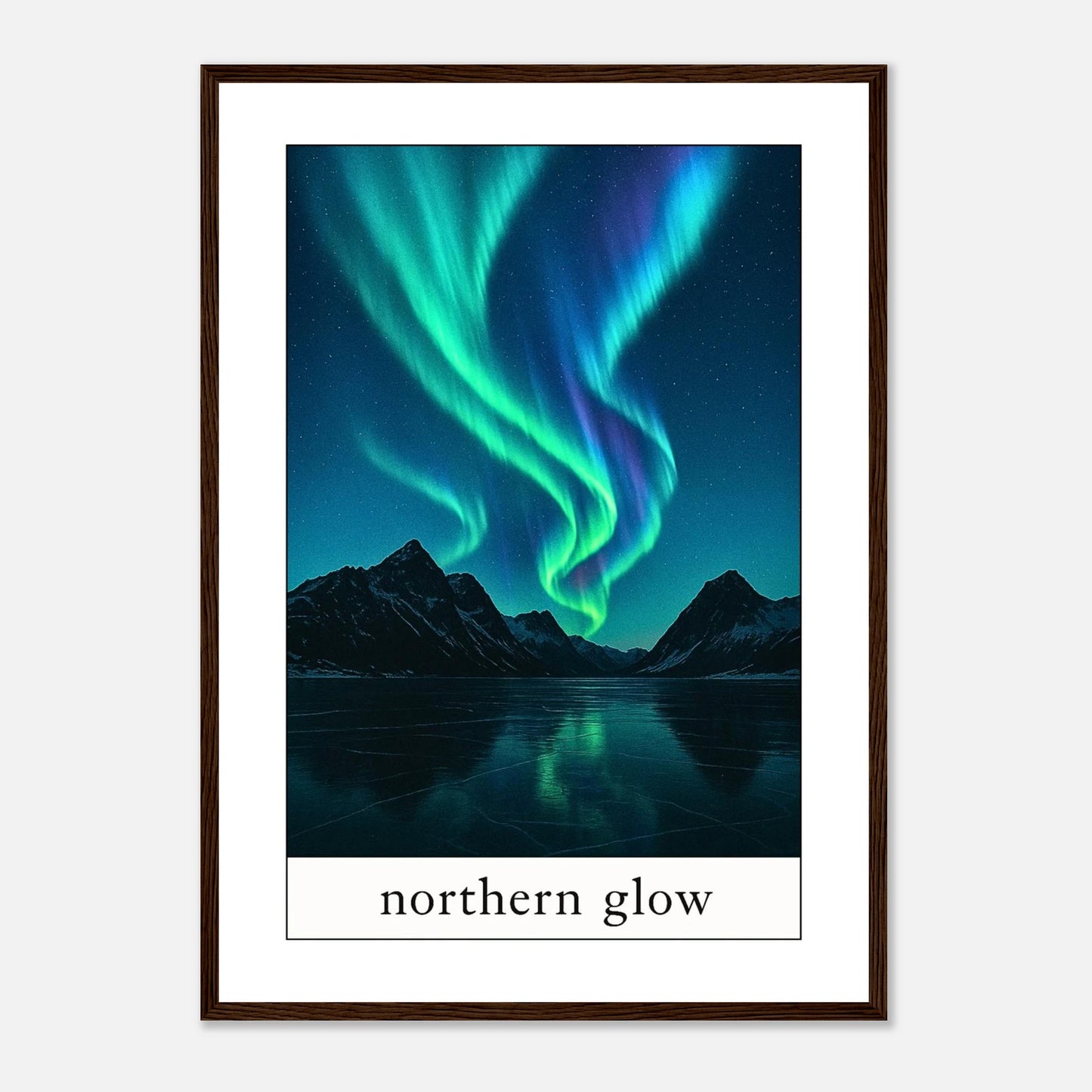 Aurora Borealis Poster „Northern Glow“ im dunklen Holzrahmen – stilvolles Naturposter mit Nordlichtern