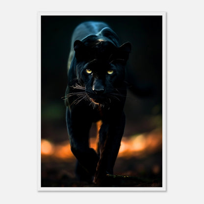 The Black Panther Poster mit weißem Rahmen – majestätisches Wandbild eines schwarzen Panthers vor Mondlicht.