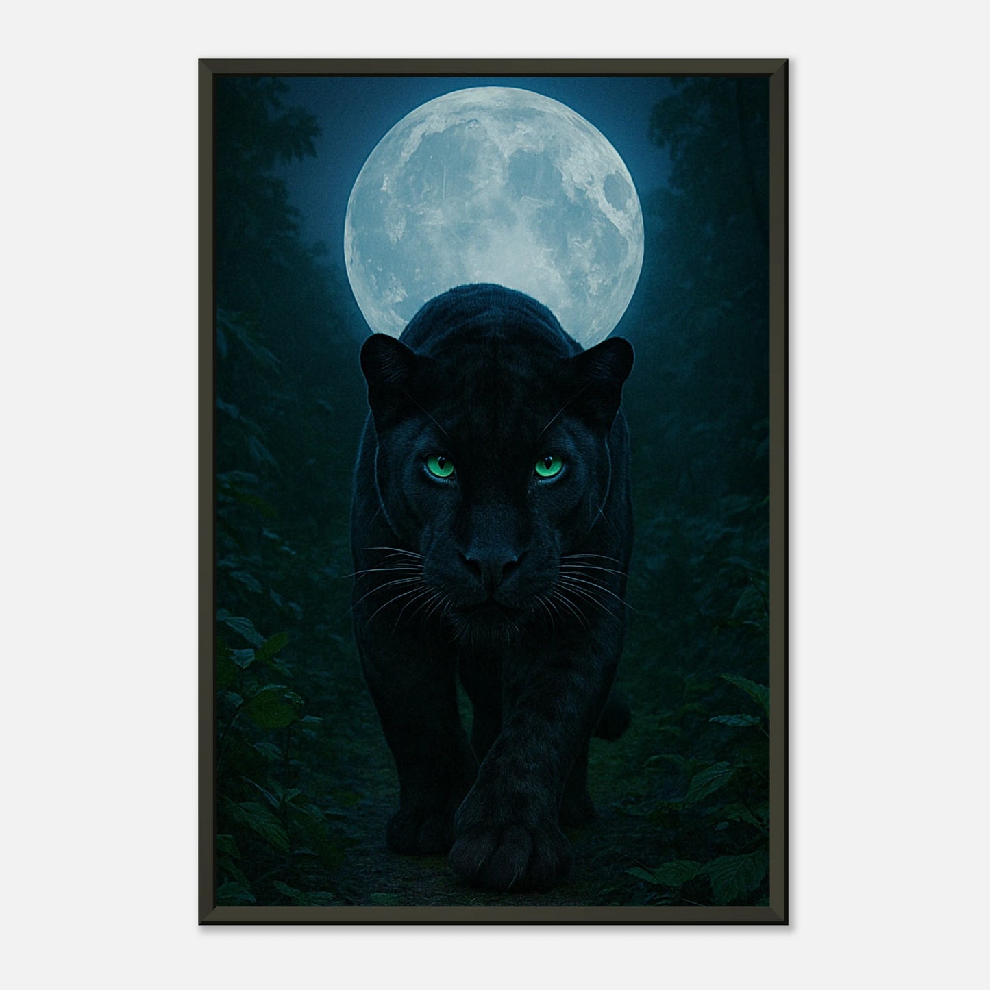 Seitliche Ansicht des Wild Nights – The Panther Posters mit schwarzem Panther unter Mondlicht im eleganten Metallrahmen.